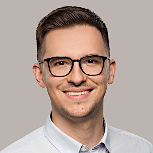 lek. Rafał Studniarz - dermatolog przyjmujący pacjentów w Centrum Dermatologicznym FEBUMED.